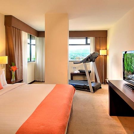 Tryp By Wyndham San Jose Sabana Hotel Eksteriør billede