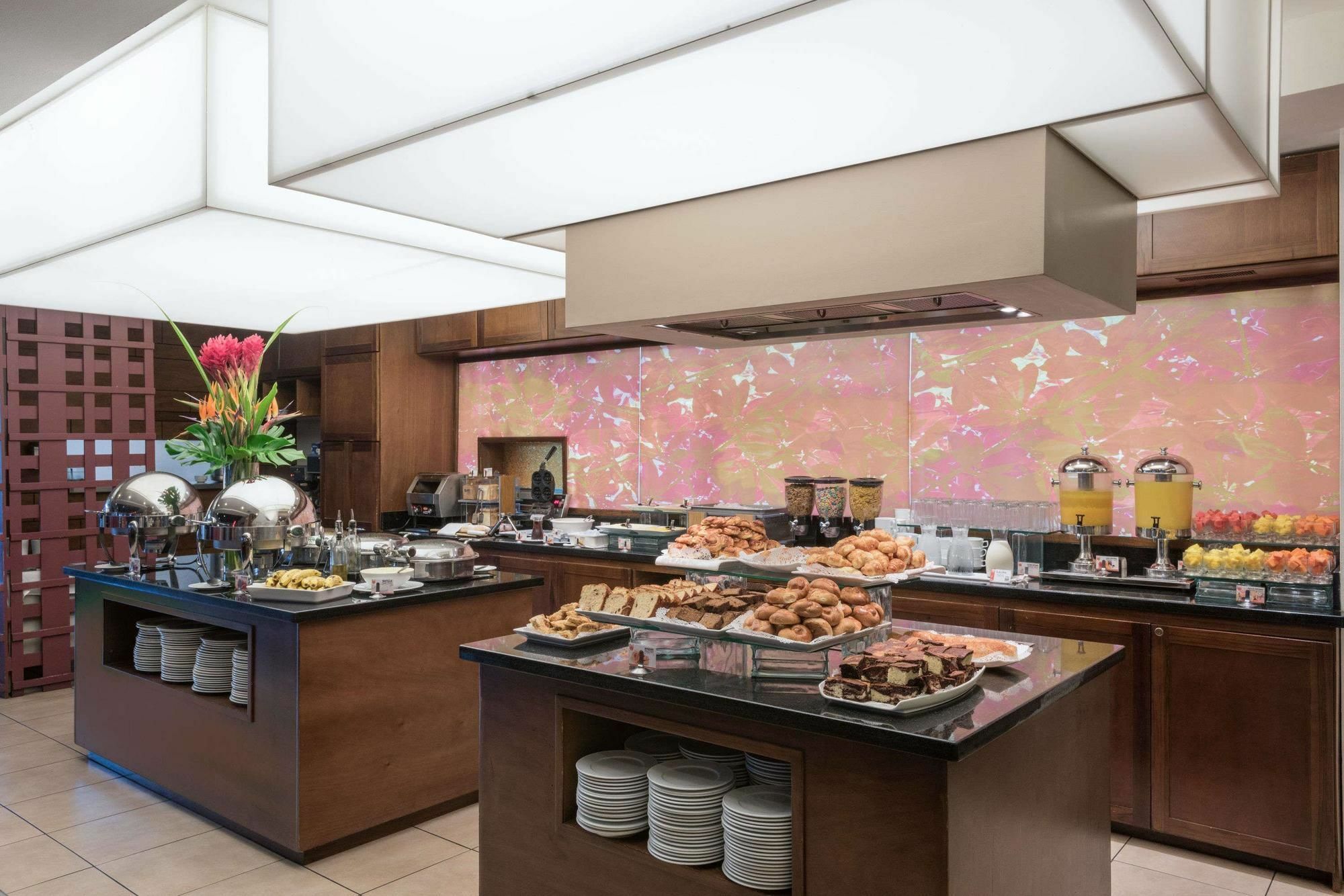 Tryp By Wyndham San Jose Sabana Hotel Eksteriør billede